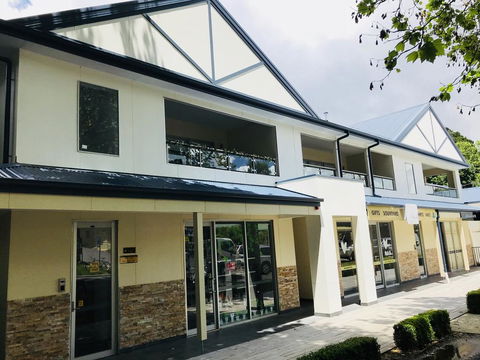 Olinda Village Apartment - A2 - Events Australia 3