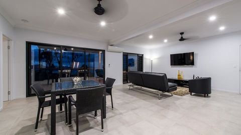 Onestep Airlie Retreat - Events Australia 2