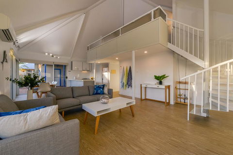 Osprey Holiday Village Unit 106 - Trendy 3 Bedroom Holiday Villa With A Pool In The Complex - Events Australia 0