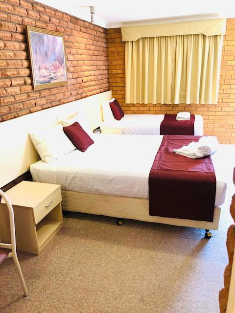 OVERLANDER MOTOR LODGE - Events Australia 3