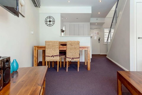 Pacific Blue Apartment 139, 265 Sandy Point Road - Events Australia 3