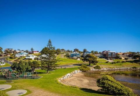 Pacific Pines Unit 5 - Events Australia 2