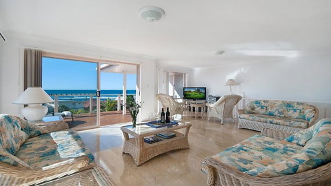 Pacific Rose - Winter Holiday Special - Events Australia 2