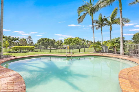 Palm Breeze - Events Australia 1