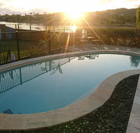 Palm Lakeside Holiday Home - Bowen Whitsundays Queensland - Events Australia
