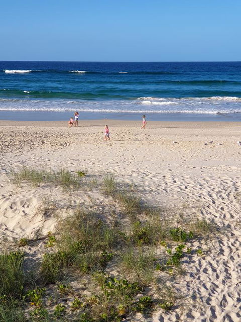 Palmy Sea Breeze - Events Australia 0