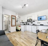 Park St Walk to the Beach - Events Australia