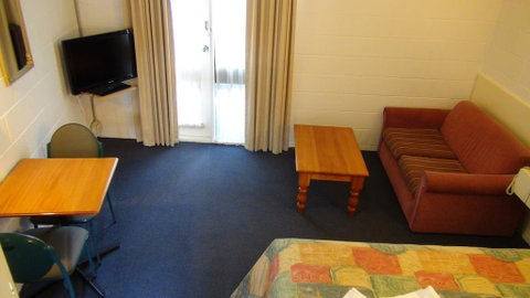 Pathfinder Motel - Tourism Bookings 2