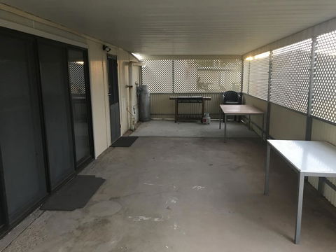 Peace And Quiet Near The Beach - Tourism Bookings 1