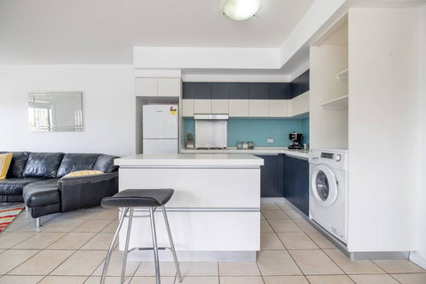Peaceful 1 Bedroom Apartment With Parking - Events Australia 2