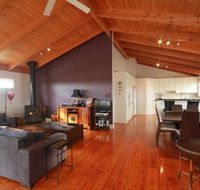 Pelican Sands Bed  Breakfast - Events Australia