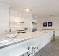 Penguin 4 Bedroom House by Shoalwater Executive Homes - Events Australia