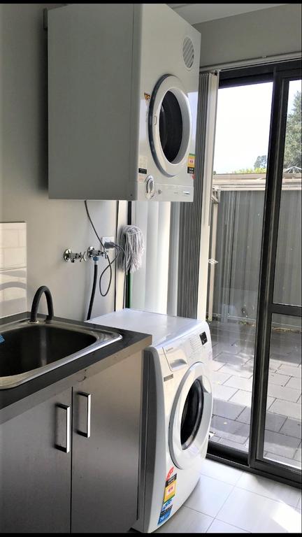 Perth Urban Vacation Home - Close To City & Airport - Events Australia 3