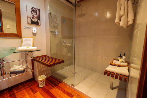 PK Illusions - Accommodation Europe 1