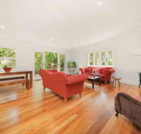 Poet's Cottage - Fireplace Close to Treks - Events Australia