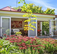 Poppy Cottage-delightful pet friendly weatherboard - Tourism Bookings
