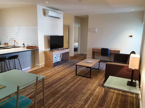 Porter's Plainland Hotel - Events Australia 3