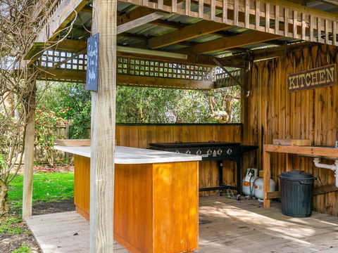 Powlett Place - Tourism Bookings 3