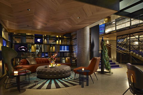 QT Melbourne - Tourism Bookings 1