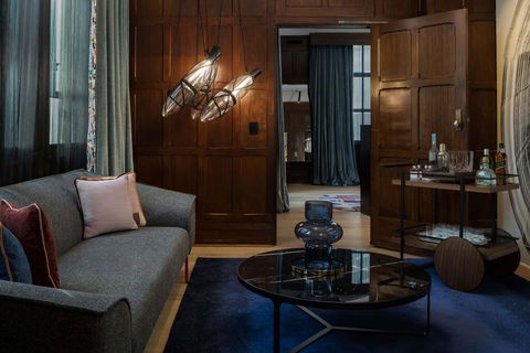 QT Sydney - Tourism Bookings 3