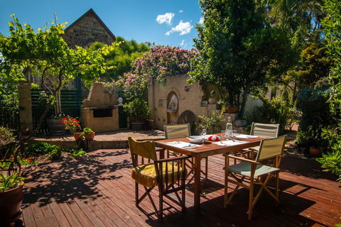 Queen Bee Cottage, Milton - Tourism Bookings 1