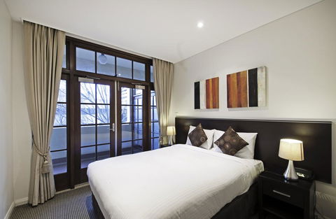 Quest Canberra - Tourism Bookings 2