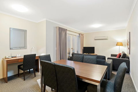 Quest Kew - Tourism Bookings 3