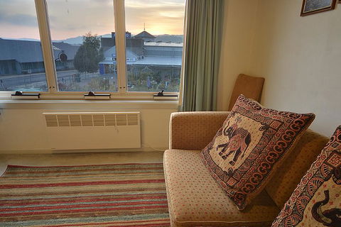 Razorback 9 - Tourism Bookings 1