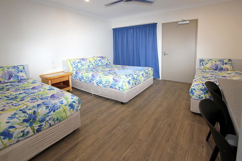 Reef Gardens Motel - Events Australia 0