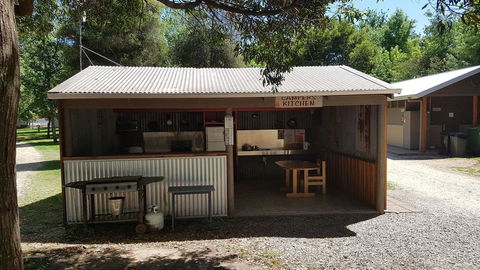 Riverview Caravan Park - Tourism Bookings 1