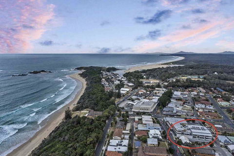Rockpools 1 - Tourism Bookings 1