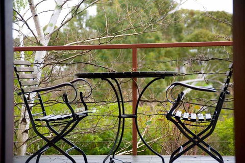 Romantic Treehouse Getaway - Tourism Bookings 2