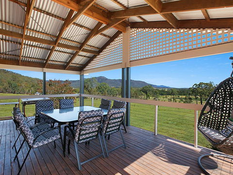 Rosamund House In Broke, 4br House In Walking Distance To Cellar Doors - Events Australia 0