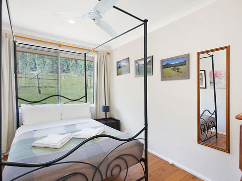 Rosamund House In Broke, 4br House In Walking Distance To Cellar Doors - Events Australia 1