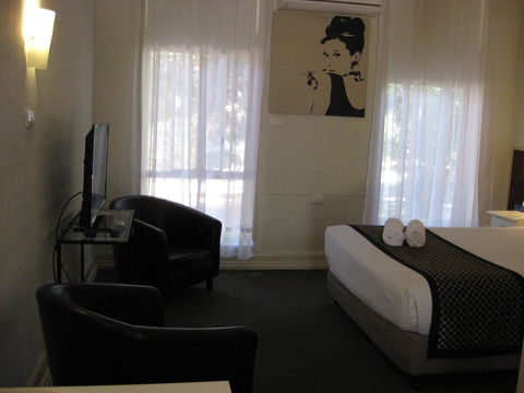 Rose City Motor Inn - Events Australia 1
