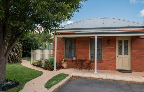 Ross Motel - Events Australia 0