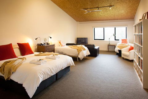 Saladin Lodge - Events Australia 1