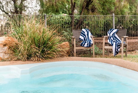 Saltbush Retreat - Tourism Bookings 1