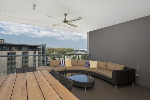Saltwater Suites - 1,2 & 3 Bed Waterfront Apartments - Events Australia 3