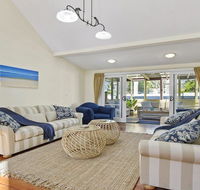 Sandy Shores - character charm outdoor spa - Events Australia