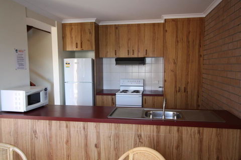 Sapphire Court - Tourism Bookings 1