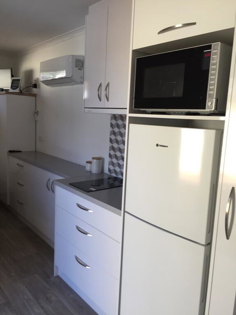 Self Contained Cabin - Events Australia 2