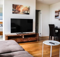 Serenity by the Botanical Garden Free Parking - Tourism Bookings