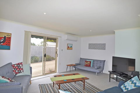 SERRELL BY THE SEA - PET FRIENDLY - Events Australia 3