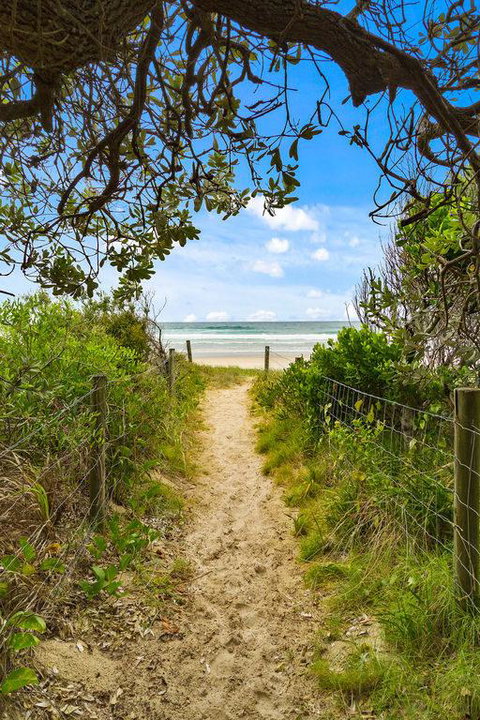 Shoreline Nine Penthouse With Ocean Views - Events Australia 3