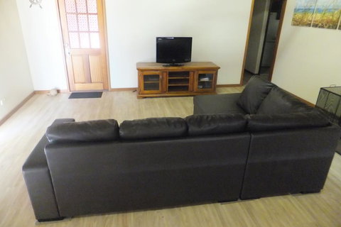 Simo's Place - Events Australia 0