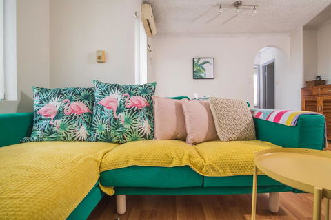 SIMPLE COMFORT! 2bed1bath Unit In Meadowbank - Events Australia 3