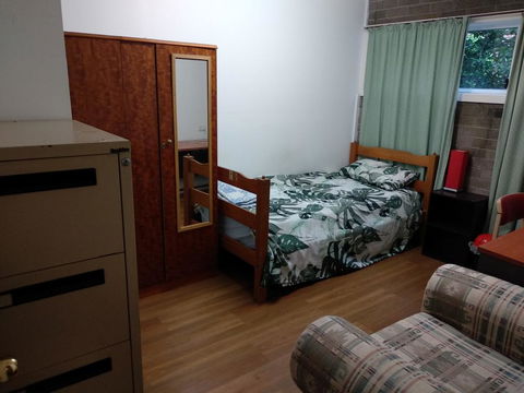Single Room In Wollongong Near Uni - Tourism Bookings 0