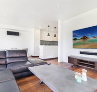 Smart apartment in elegant suburb close to city - Events Australia