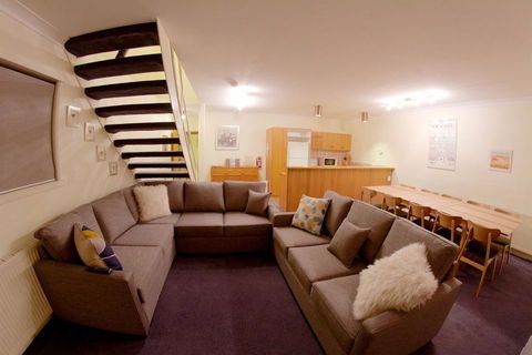 Snow Ski Apartments 38 - Accommodation Europe 2